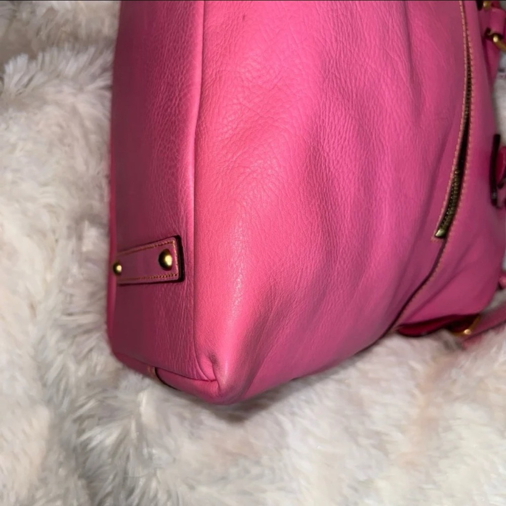 Dooney & Bourke Florentine Clayton in bubble gum pink with strap - Picture 5 of 12